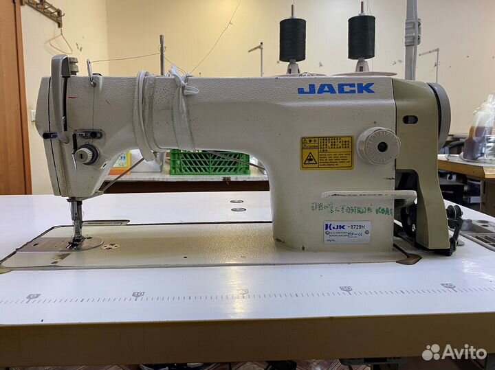 Промышленная швейная машинка jack