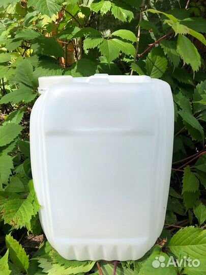 Канистра пластиковые 10 литров