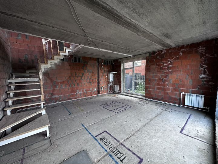 Таунхаус 113 м² на участке 1,8 сот.