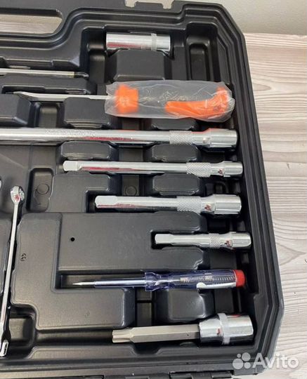 Набор инструментов 121 в 1