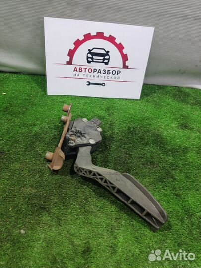 Педаль газа Mazda CX-7