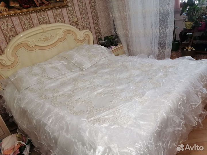 Накидка на кровать