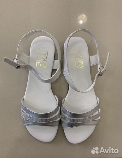 Босоножки для девочки