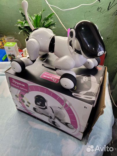 Робот щенок