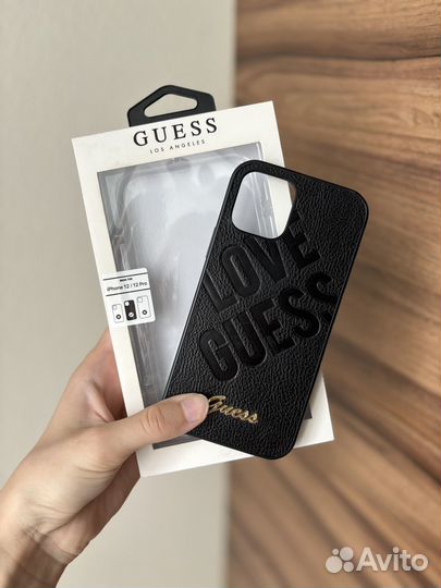 Чехол Guess на iPhone 12