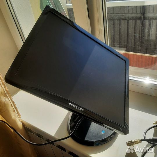 Монитор samsung syncmaster 90 вращается