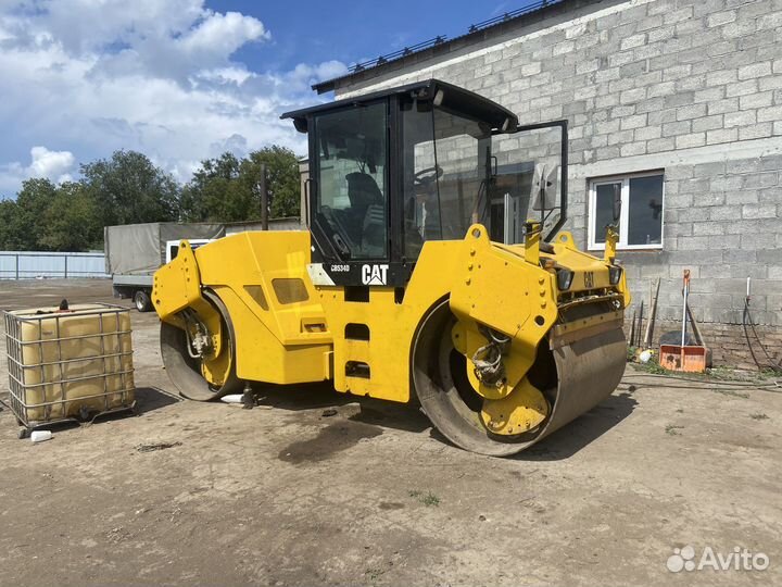Дорожный каток CAT CB534D, 2008