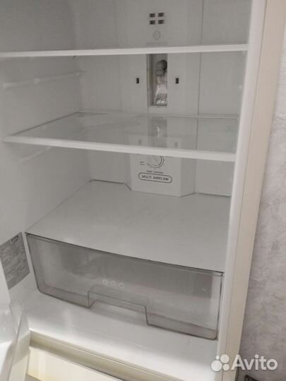 Холодильник бу LG