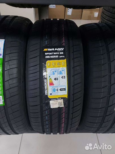 Sailwin Venusatr 08 255/45 R20