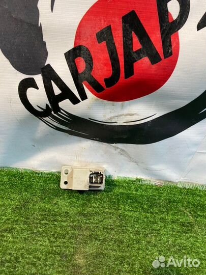 Реле омывателя фар (1) Subaru Forester SK9 FB25