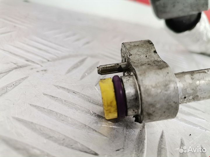 Трубка кондиционера BMW 7 E65/E66/E67 рест. 2008