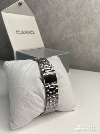 Часы casio vintage квадратные новые с гарантией