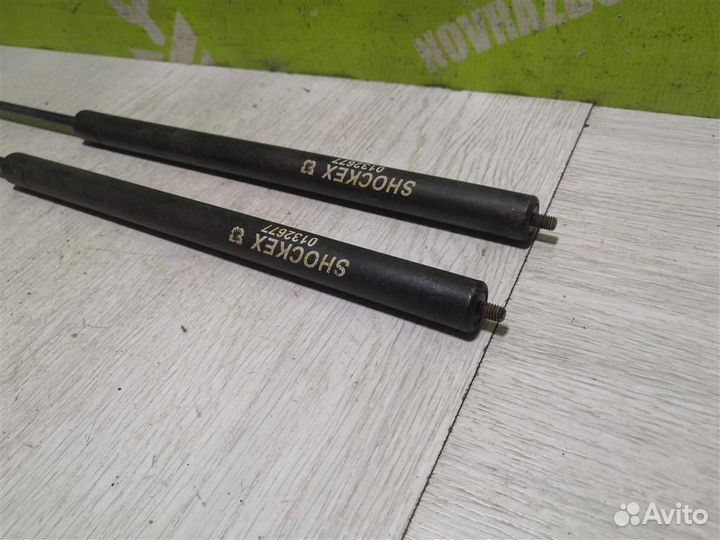 Амортизатор двери багажника Опель Астра Джи 98-05