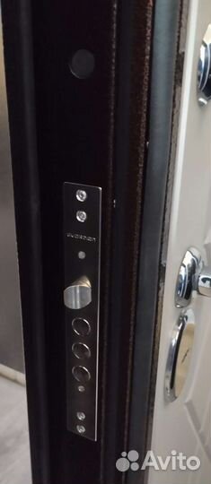 Дверь входная с терморазрывом