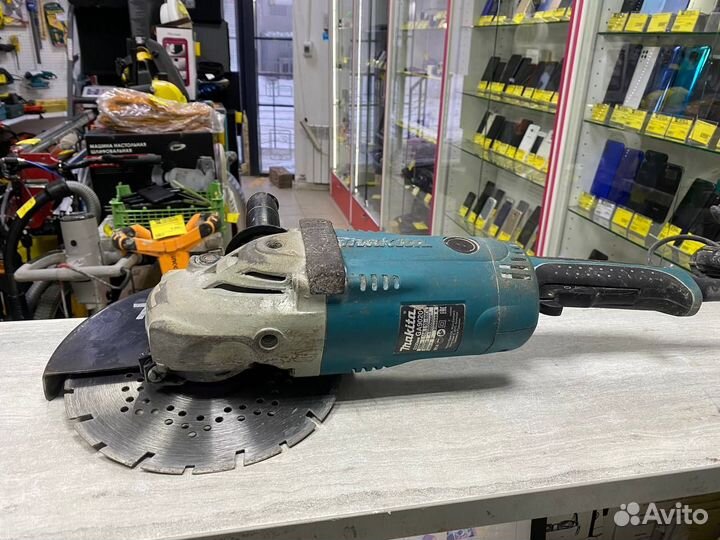 Ушм Makita GA9020 (6)