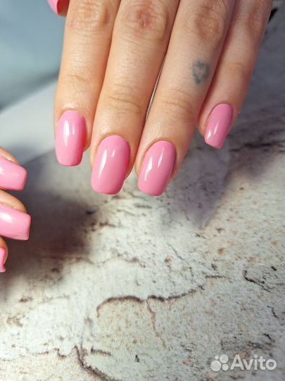 Маникюр с покрытием гель лаком