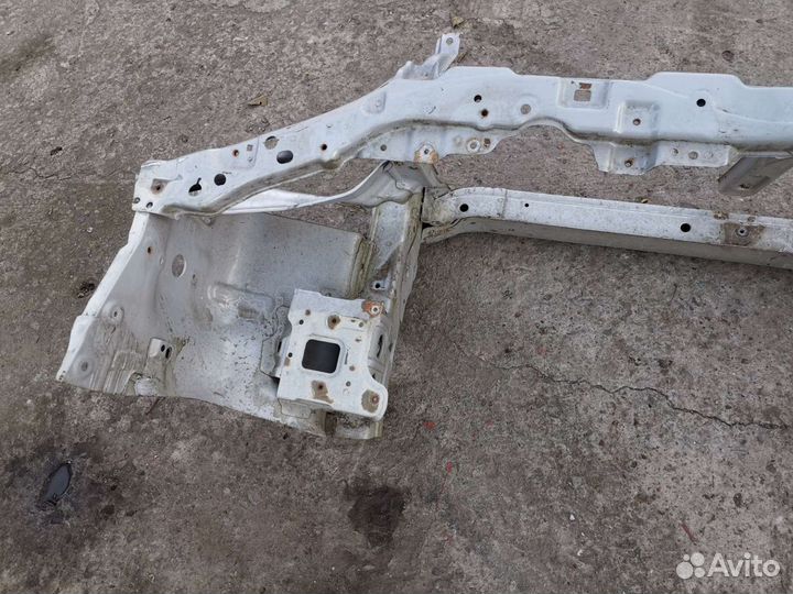 Передняя панель (телевизор) Suzuki Ignis