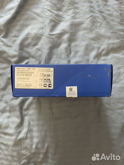 Коробка и комплектующие от Nokia E72