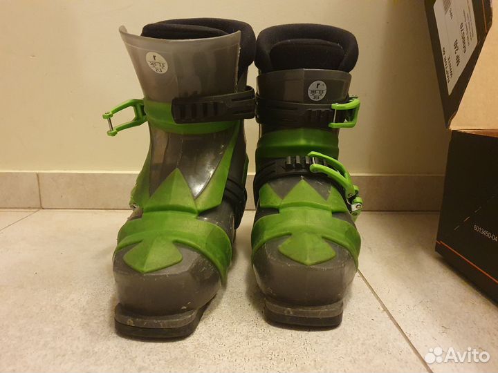 Горнолыжные ботинки детские 33 размер
