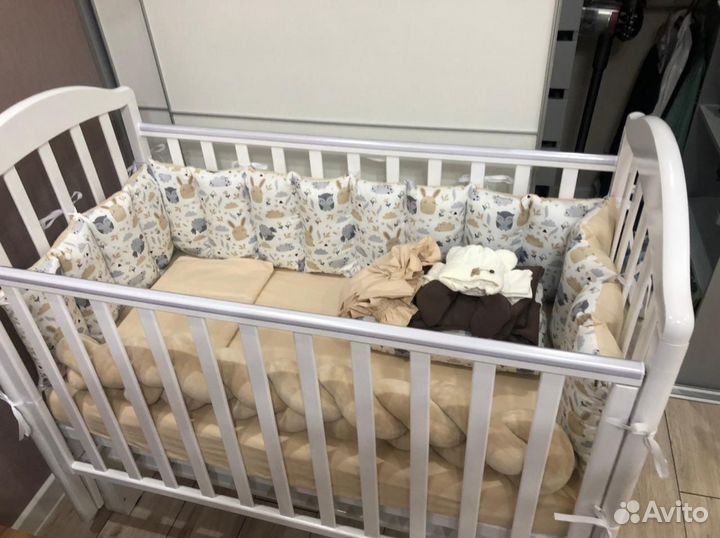Бортики и коса в детскую кроватку