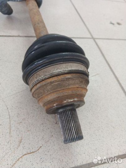 Привод передний левый Skoda Octavia BSE 2008