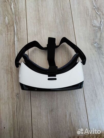 Очки виртуальной реальности samsung gear vr
