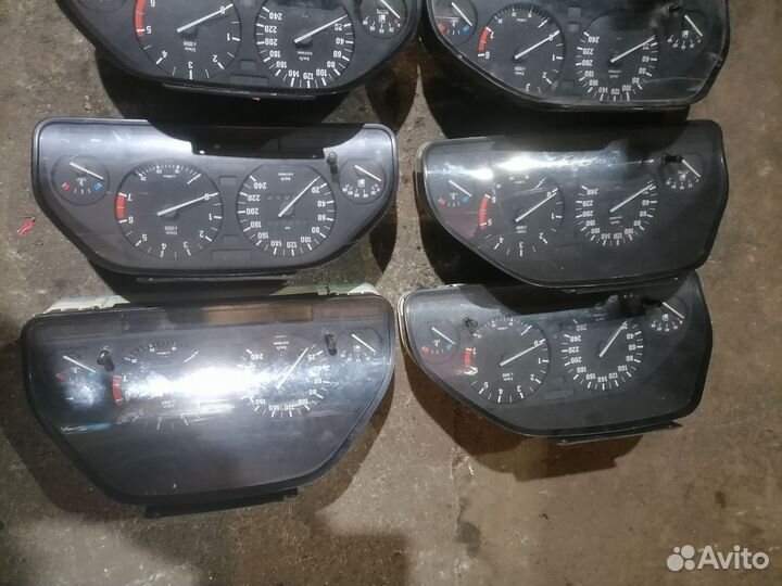 Приборная панелььмв е34