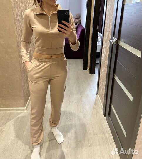 Спортивный костюм