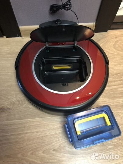 Робот пылесос panda X500