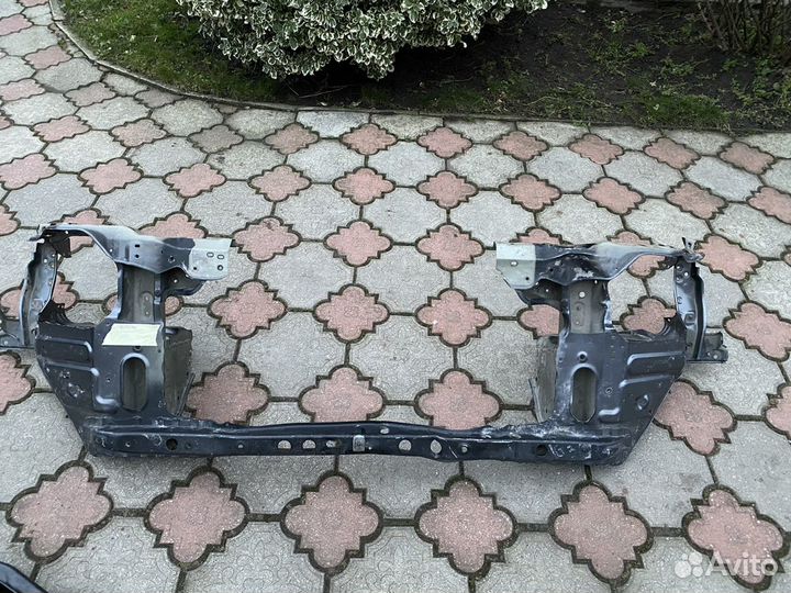 Toyota land cruiser 200 телевизор с 2015 года