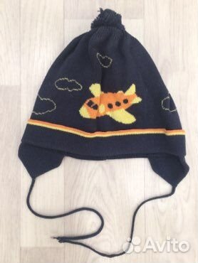 Шапка зимняя и демисезонная,варежки непромокайки