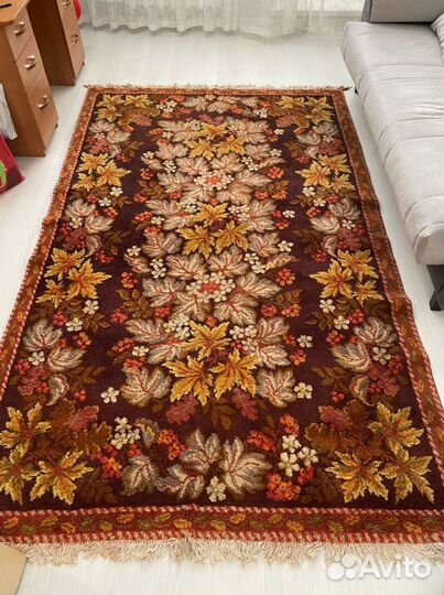 Ковер шерстяной ручной работы