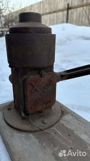 Сепаратор для молока ручной