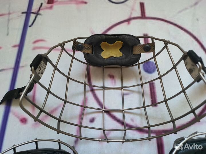 Bauer Re-akt размер M и S Маска хоккейная