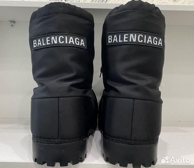 Balenciaga alaska