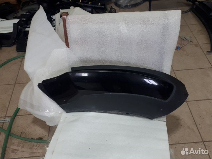 Накладка бампера левая Mercedes Gle Coupe W292