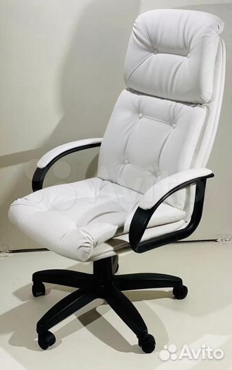 Компьютерное кресло