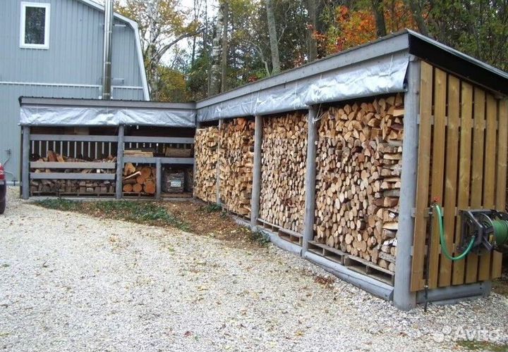 Дрова рядом