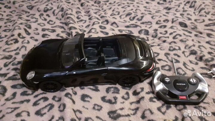 Машина на пульте управления