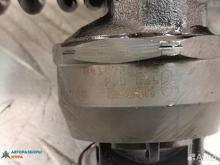 Форсунка Skoda Octavia (A4) рест. 2006 038130073AG