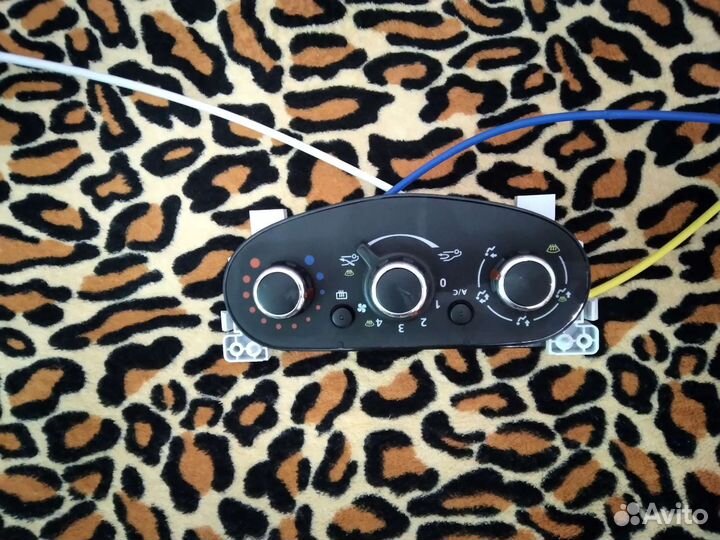 Блок упровления печкой лада иксрей