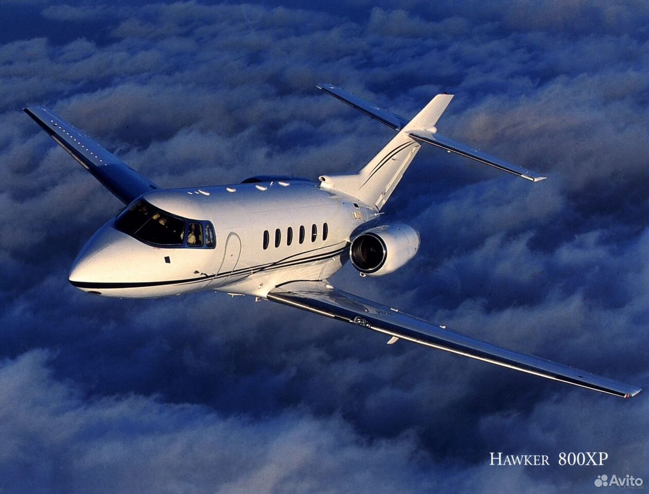 Самолет бизнес-джет Hawker 800XP