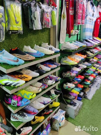 Бутсы Nike adidas Puma Mizuno