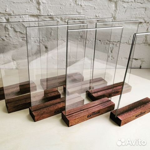 Деревянные менюхолдеры тейбл тенты с гравировкой