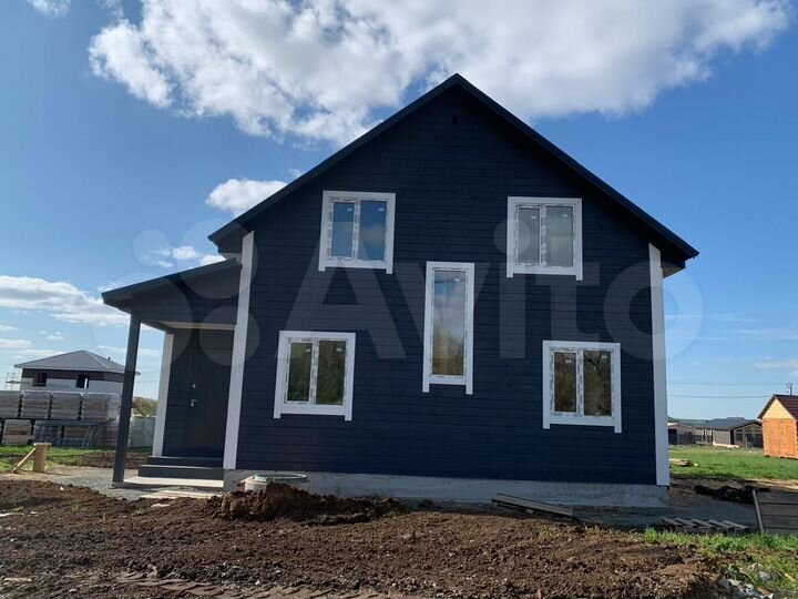 Дом 156 м² на участке 4 сот.