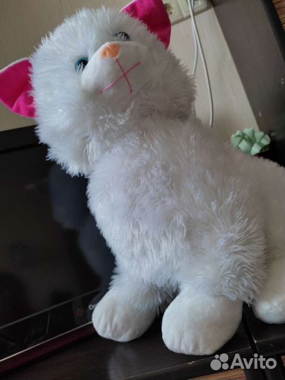 Большой кот, мягкая игрушка