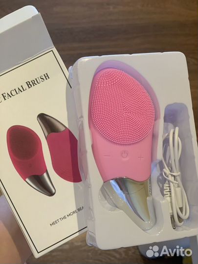 Щеточка для чистки лица
