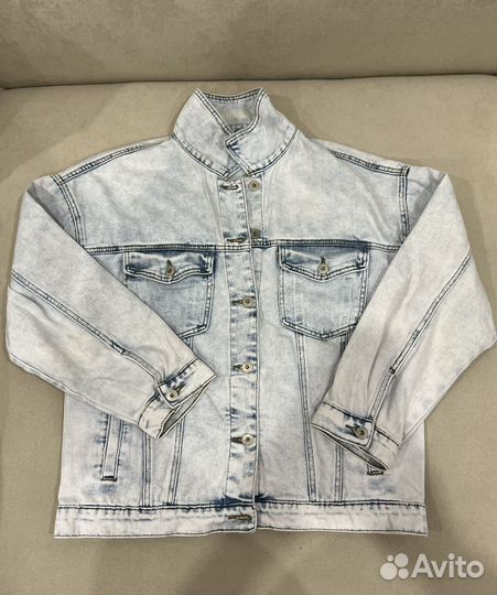 Джинсовая куртка женская