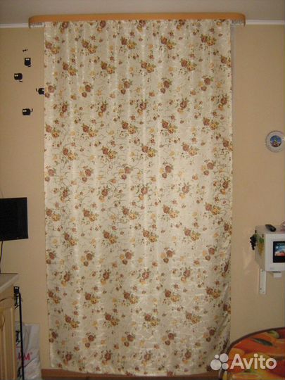 Штора и потолочный карниз на узкое окно