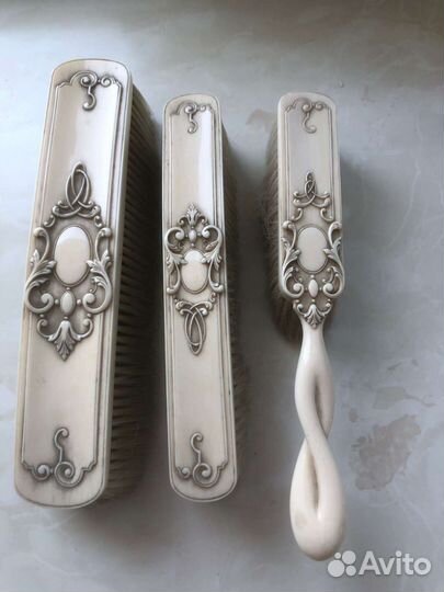 Платяная щётка. Набор. Кость